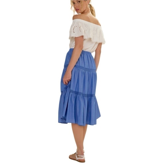 Francesca’s Dora Crochet Midi Skirt Size: M - Picture 3 of 8